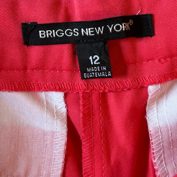Briggs New York size 12 capri pants salmon color - Picture 4 of 5